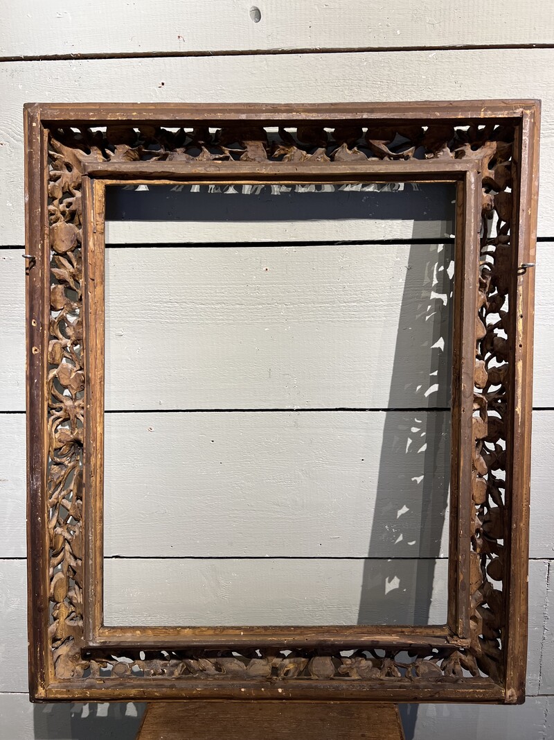 Carved wooden frame, Italy, 16th century