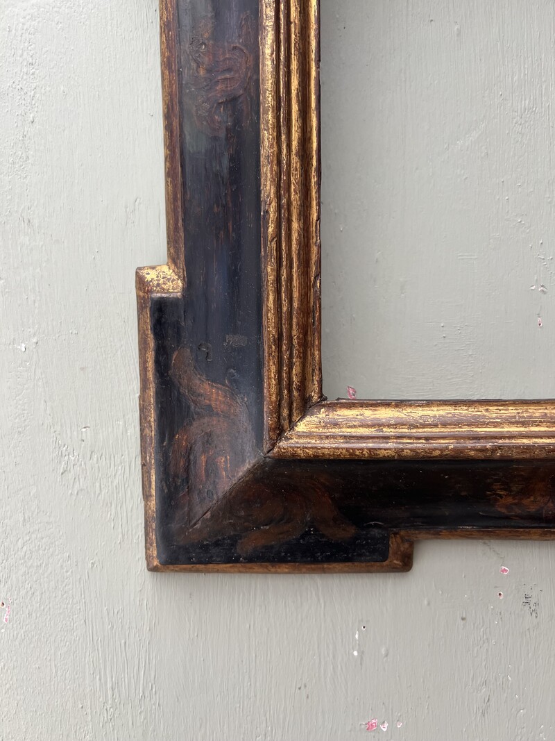 Gilt and lacquered wood frame, 17th century Spain