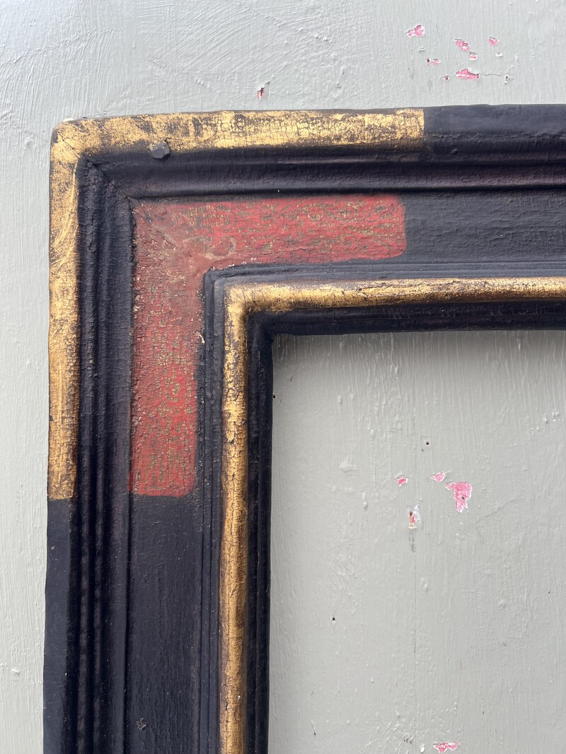 Gilt and lacquered wood frame, 17th century Spain
