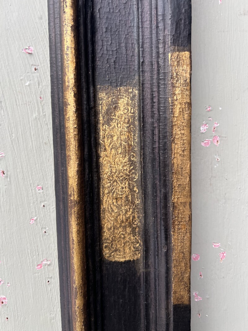 Gilt and lacquered wood frame, 17th century Spain