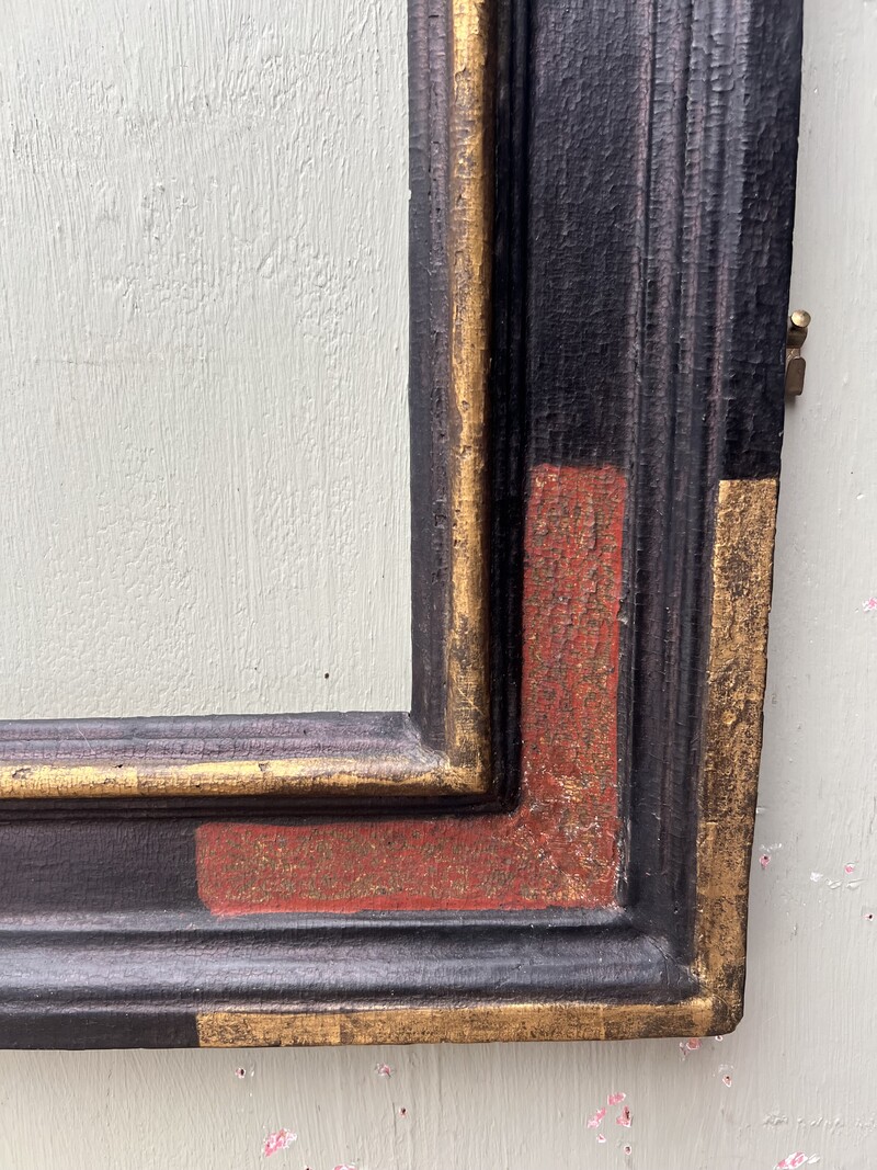 Gilt and lacquered wood frame, 17th century Spain