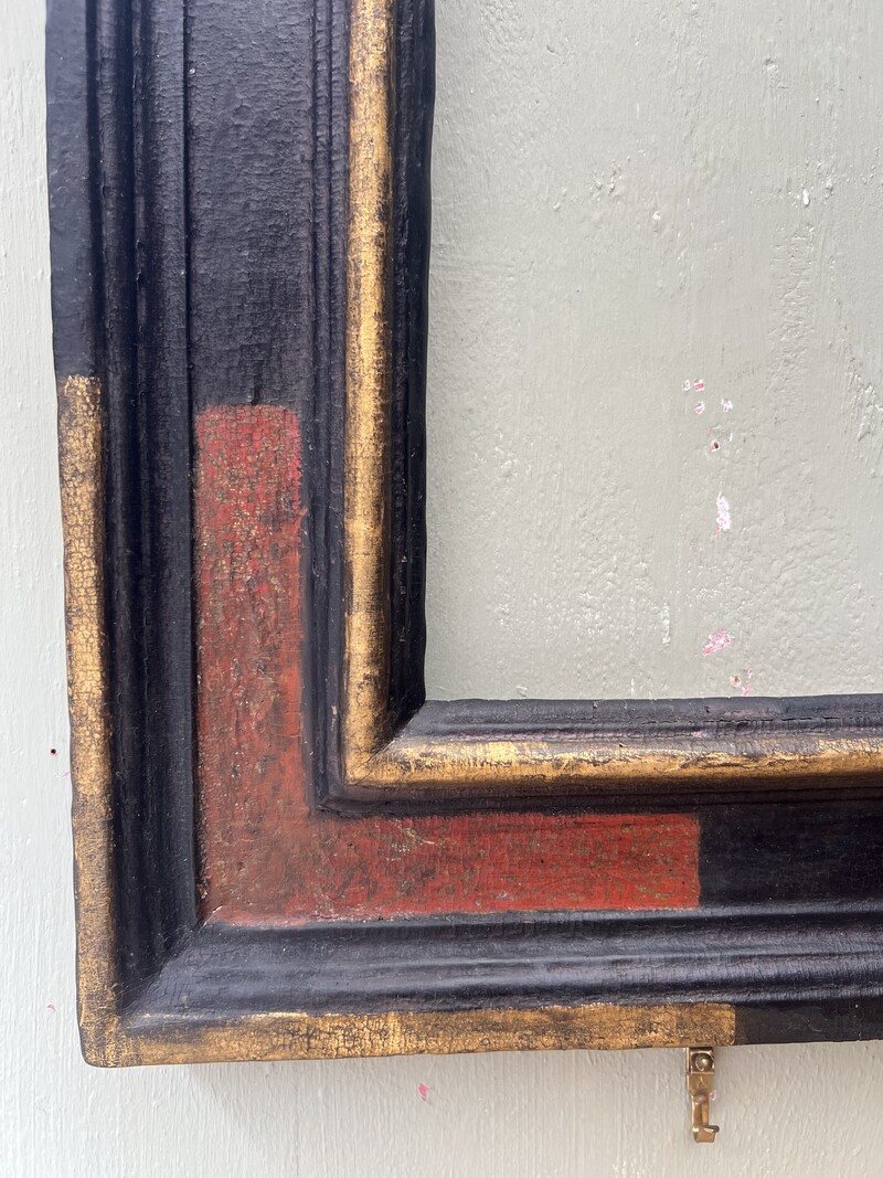 Gilt and lacquered wood frame, 17th century Spain