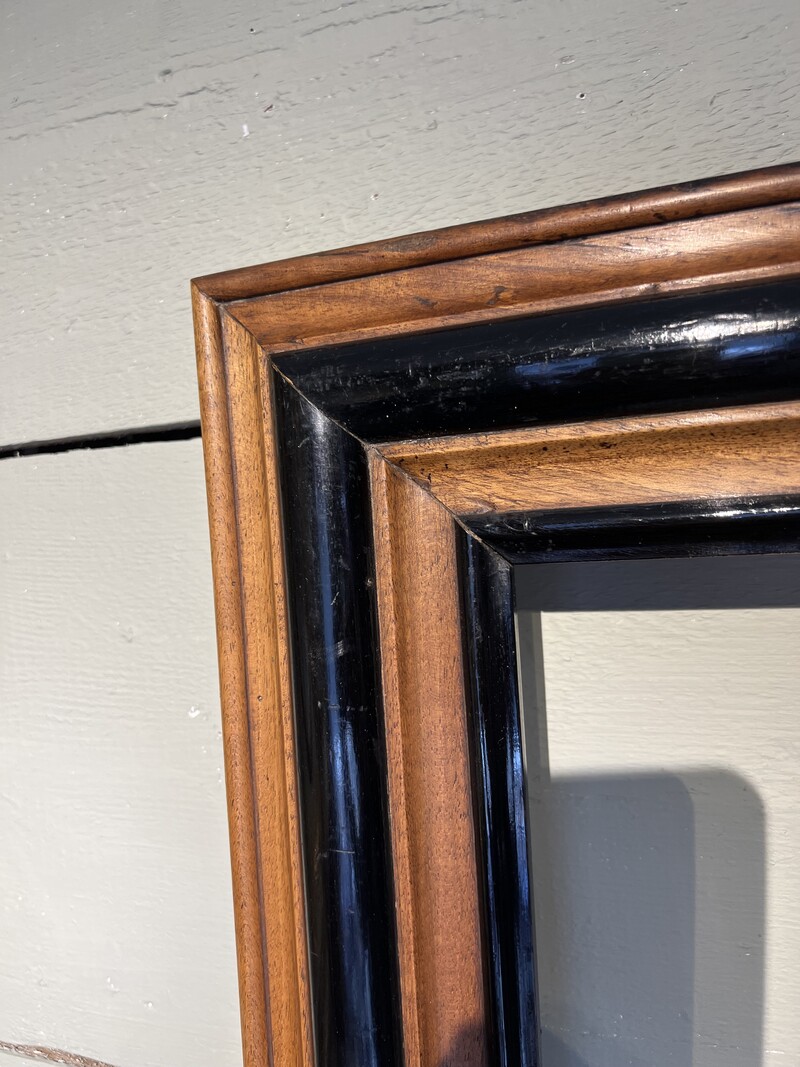 Important 19th Century Walnut Frame