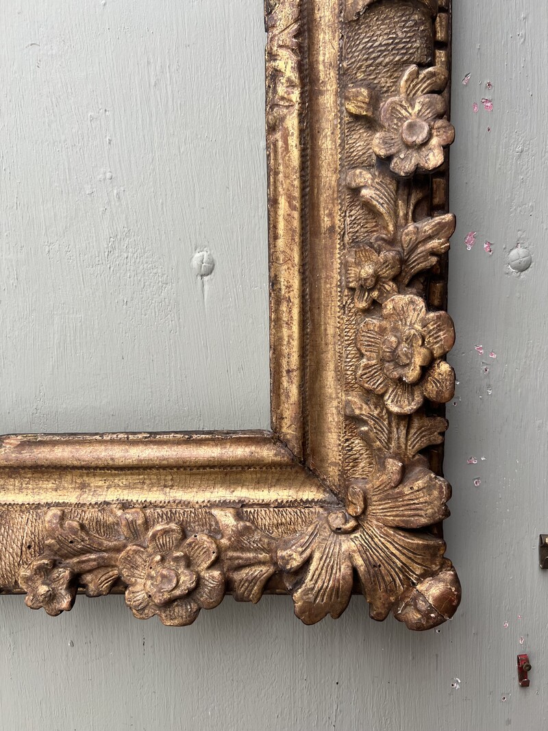 Louis XIV giltwood Frame, 17th Century